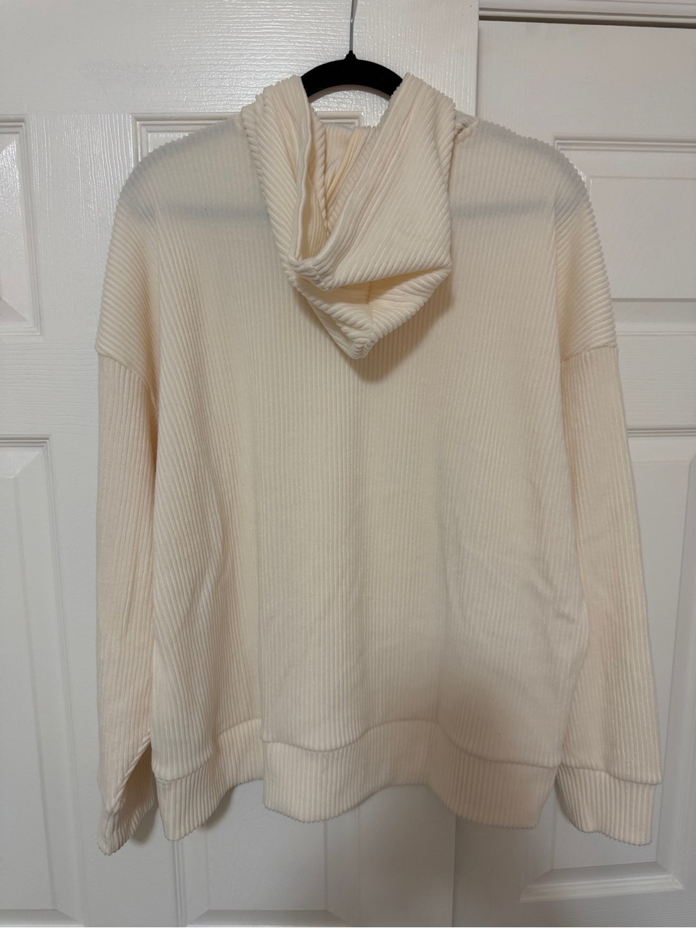 NWT Abercrombie & Fitch Women's Cream Ribbed Hoodie Sweater - Size Extra Large - Picture 4 of 4